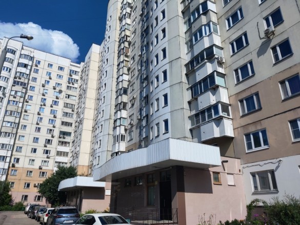 Москва, Есенинский бульвар, д. 14к1. Продажа трехкомнатной квартиры.